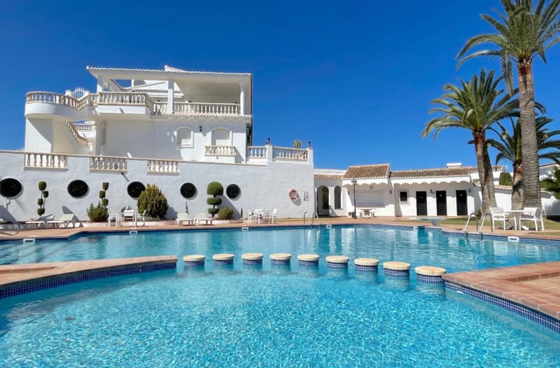 Appartement op de bovenste verdieping in de gewilde urbanisatie Las Fuentes – Moraira